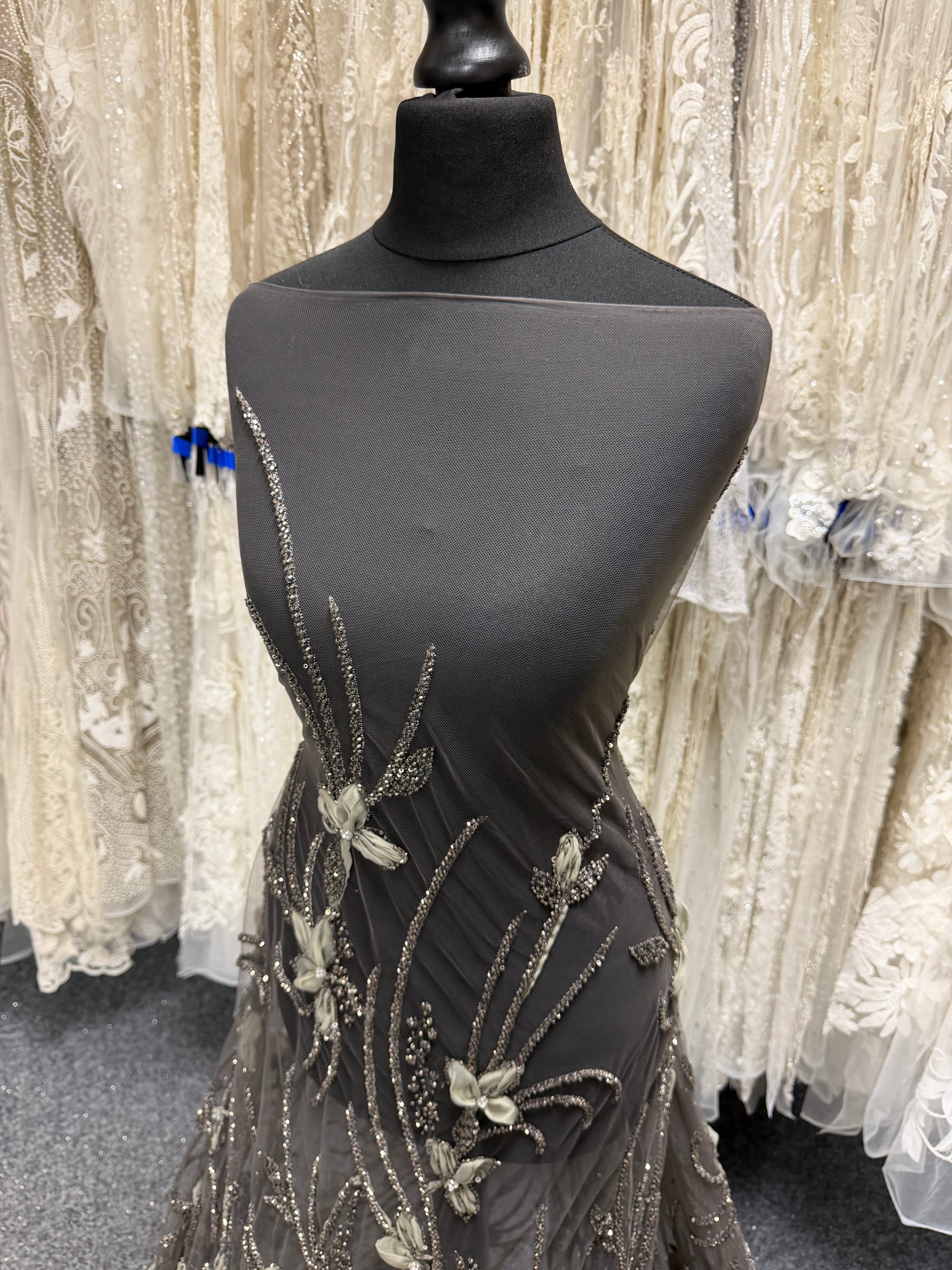 Dentelle brodée perlée 3D verte - Johari