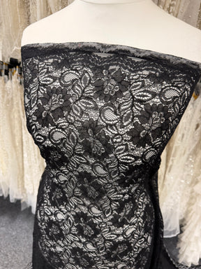 Dentelle noire cordée - Tocca