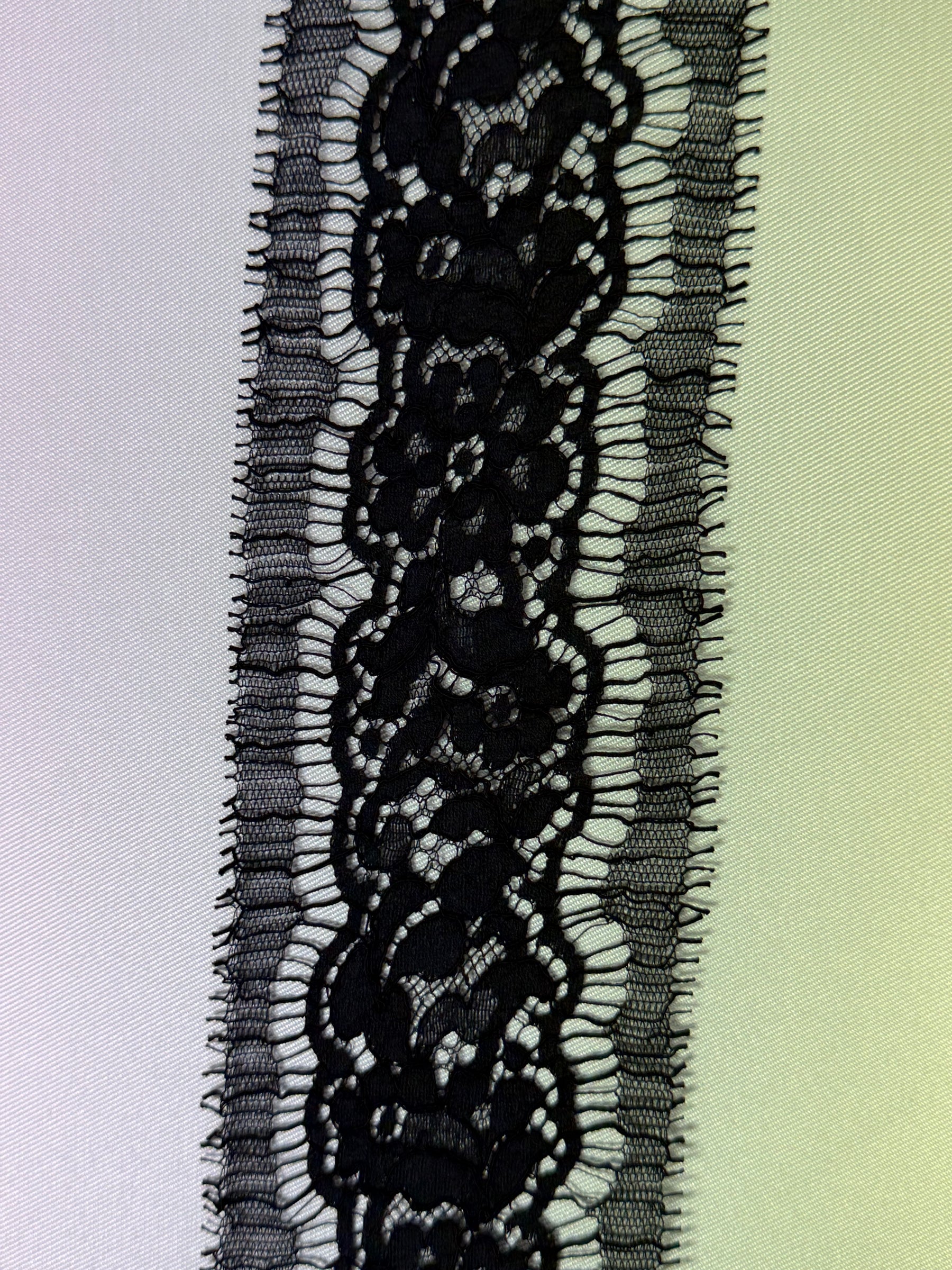 Dentelle Bordure Française Noire - EE4004