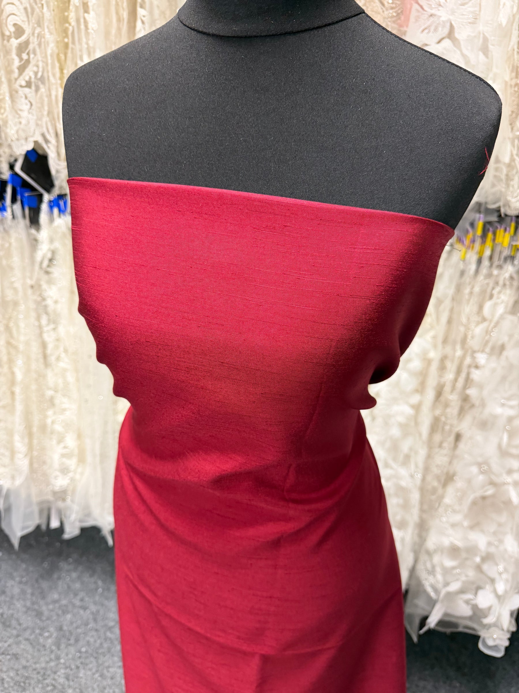 Dupion en satin de polyester rubis - Clarté (P967)