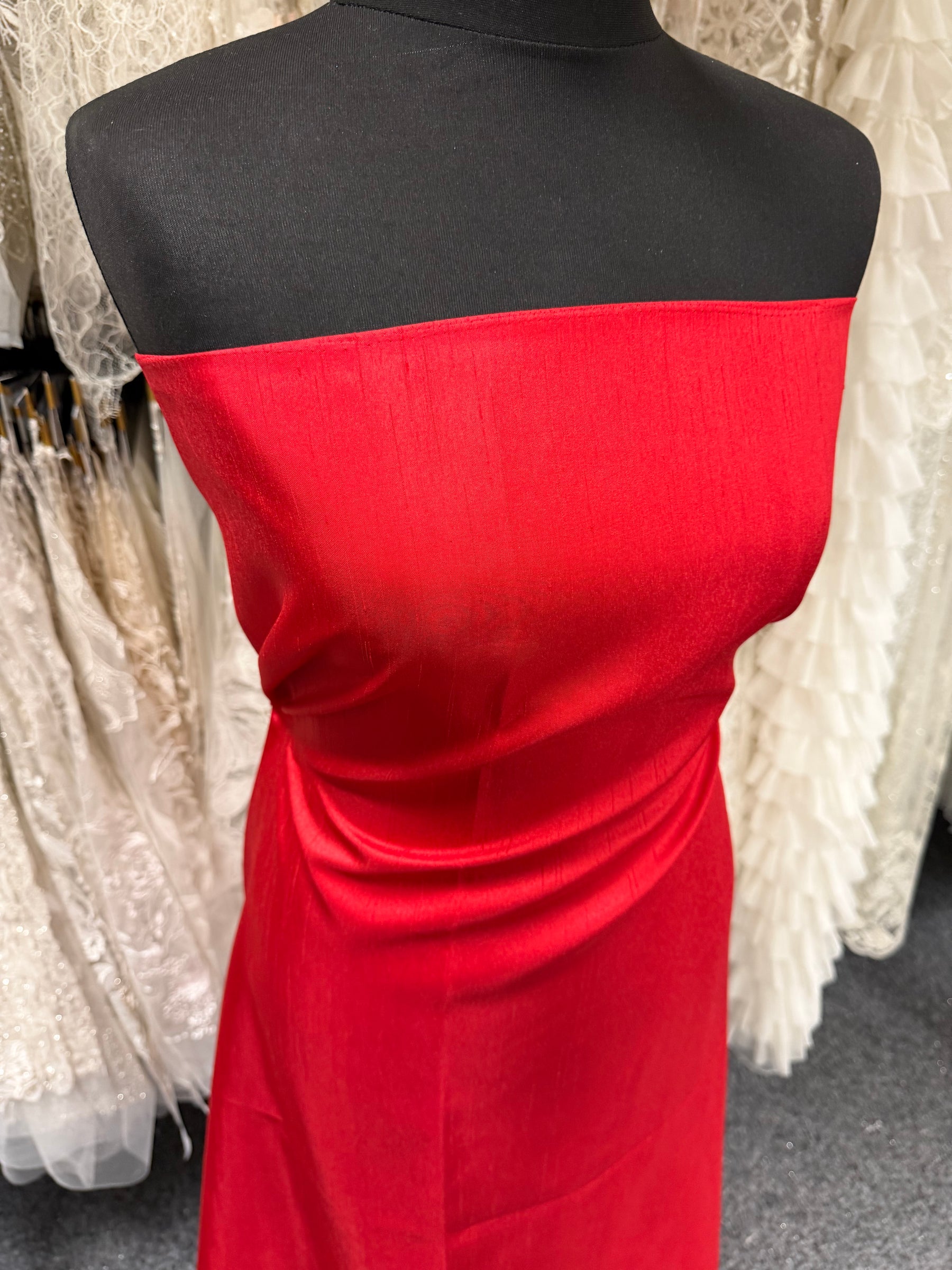 Dupion en satin de polyester rouge - Clarté (P967)