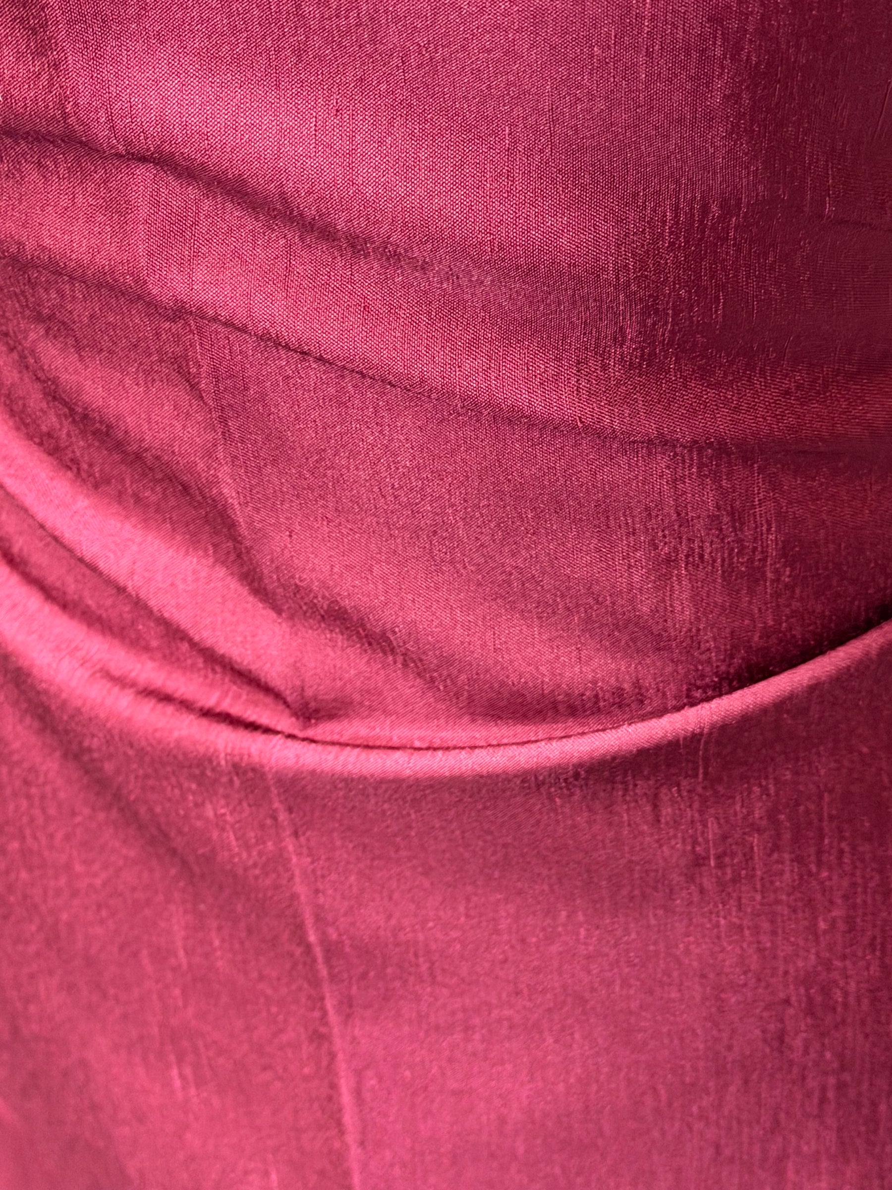 Dupion en polyester vin foncé avec envers en satin - Clarté (P967)
