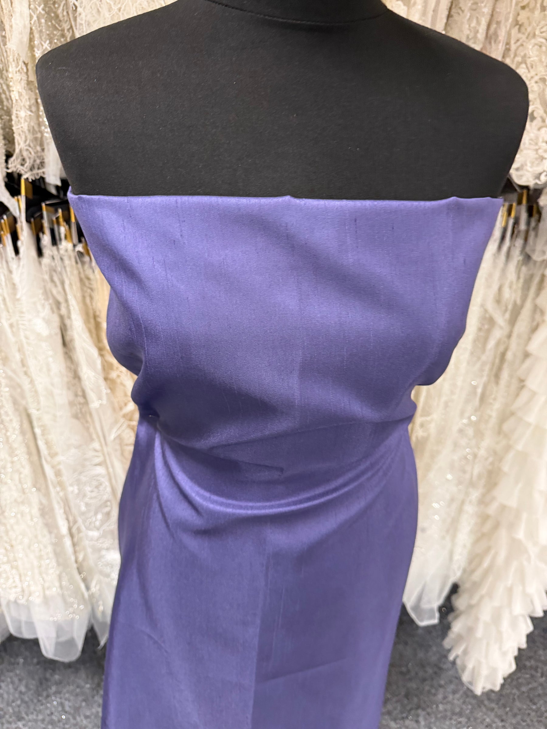 Dupion en satin de polyester raisin - Clarté (P967)