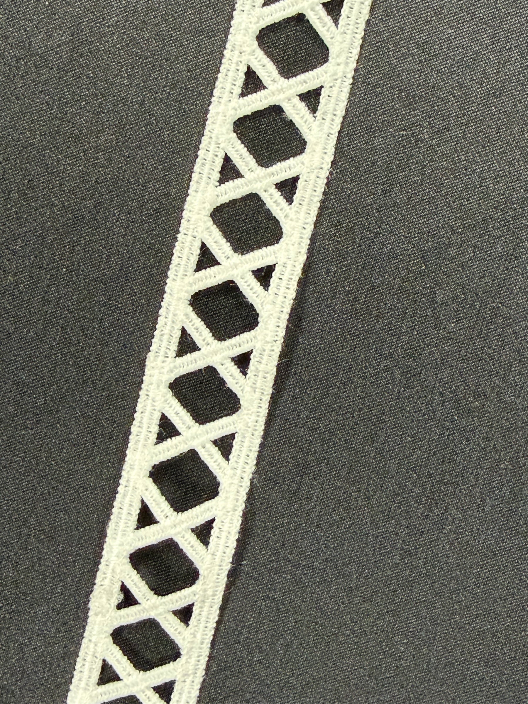 Bordure ivoire - EH4009