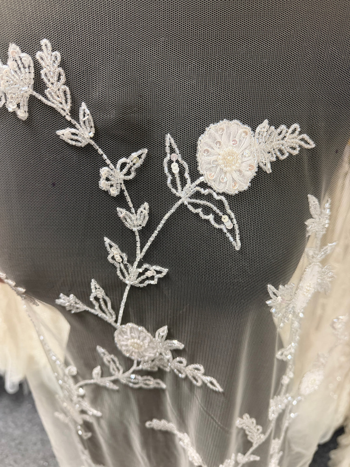 Dentelle perlée ivoire - Brecken