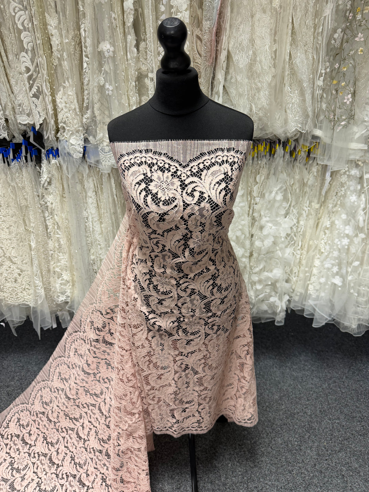 Dentelle Rose Couture Eco French Cordonnée - LA4007