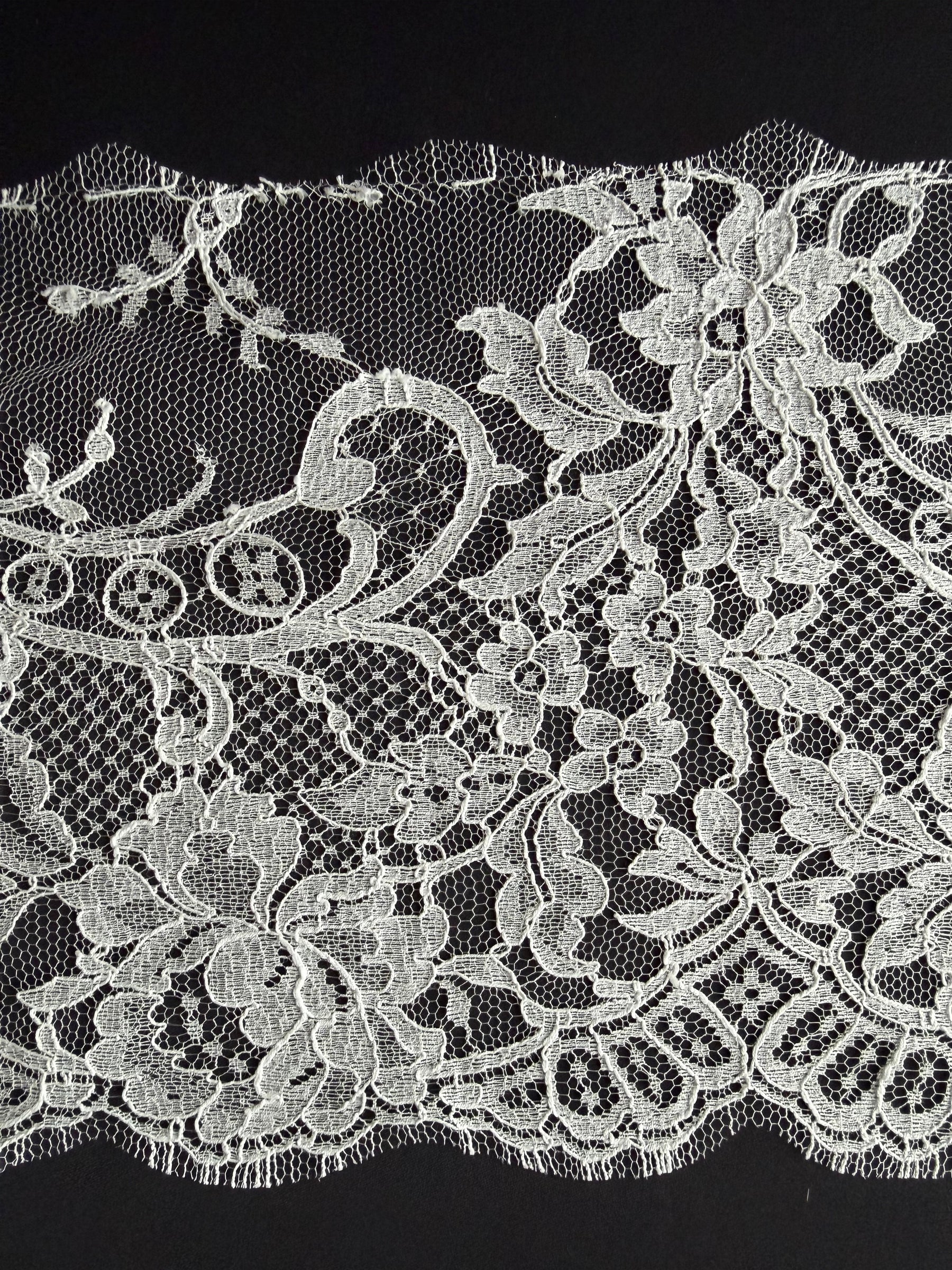 Dentelle Chantilly écologique Ivoire Pâle - Aveta
