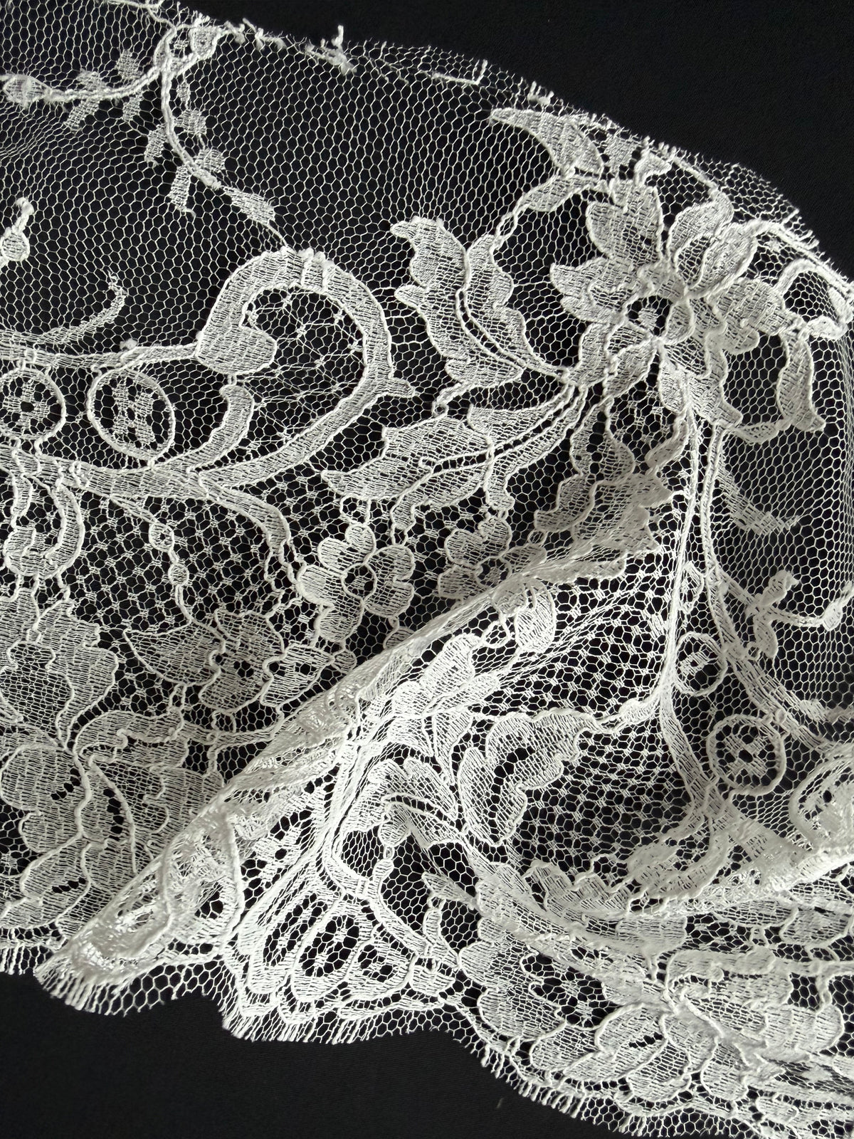 Dentelle Chantilly écologique Ivoire Pâle - Aveta