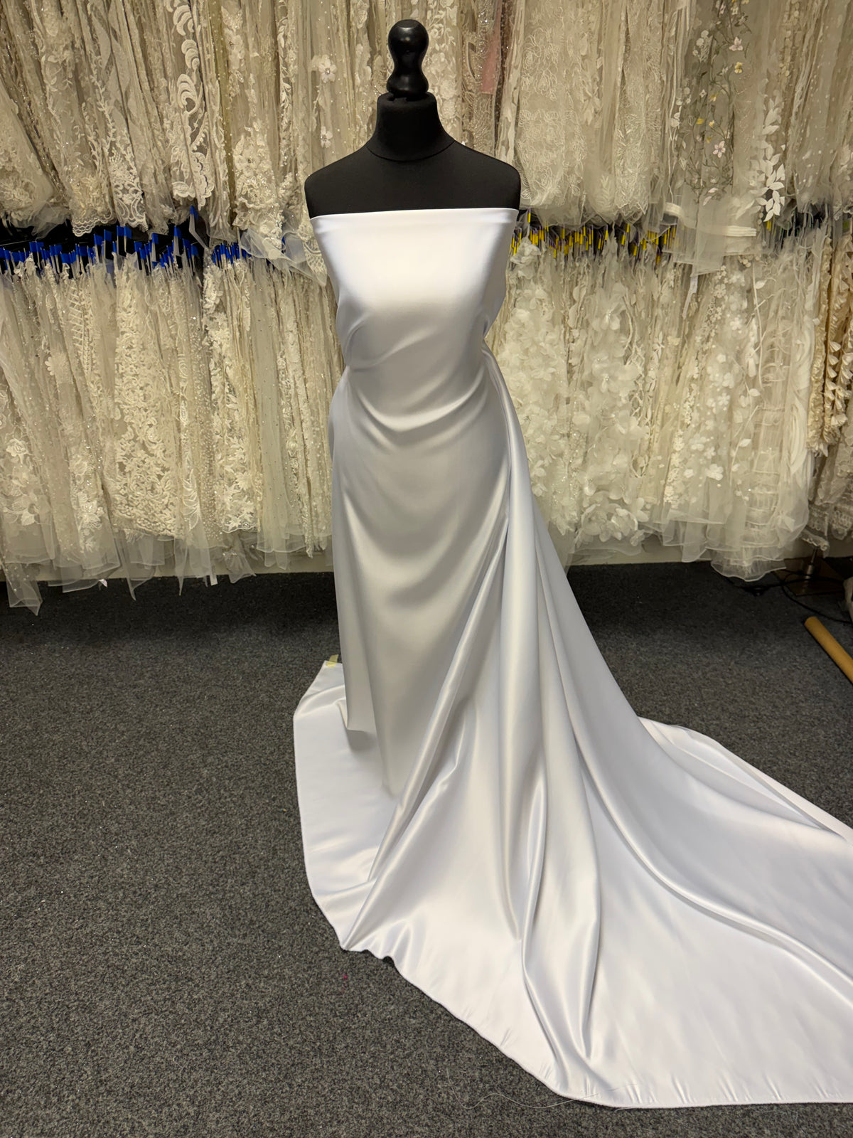 Satin duchesse blanc - P47