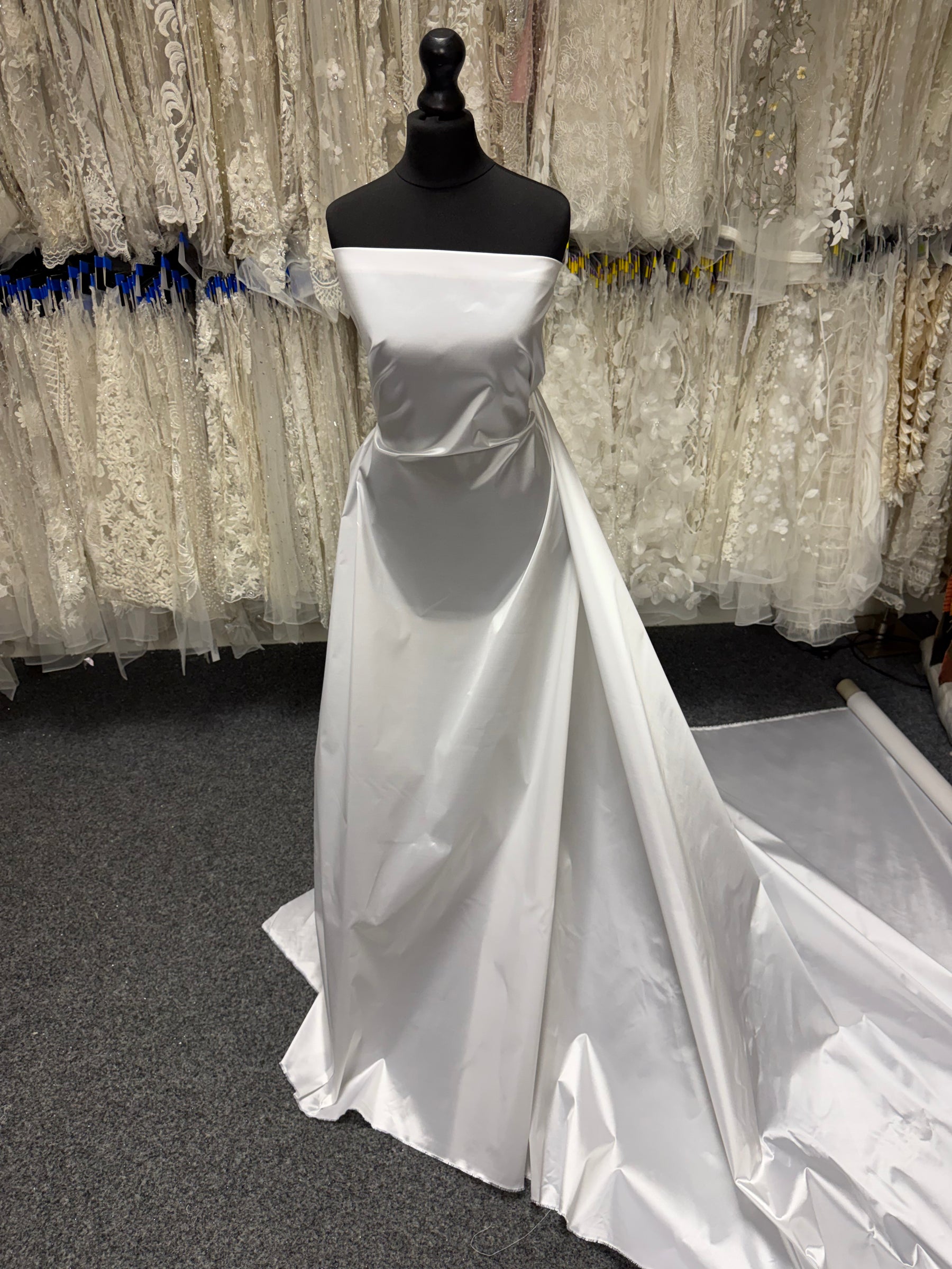 Organza Taffetas mélangé de soie blanc - P607