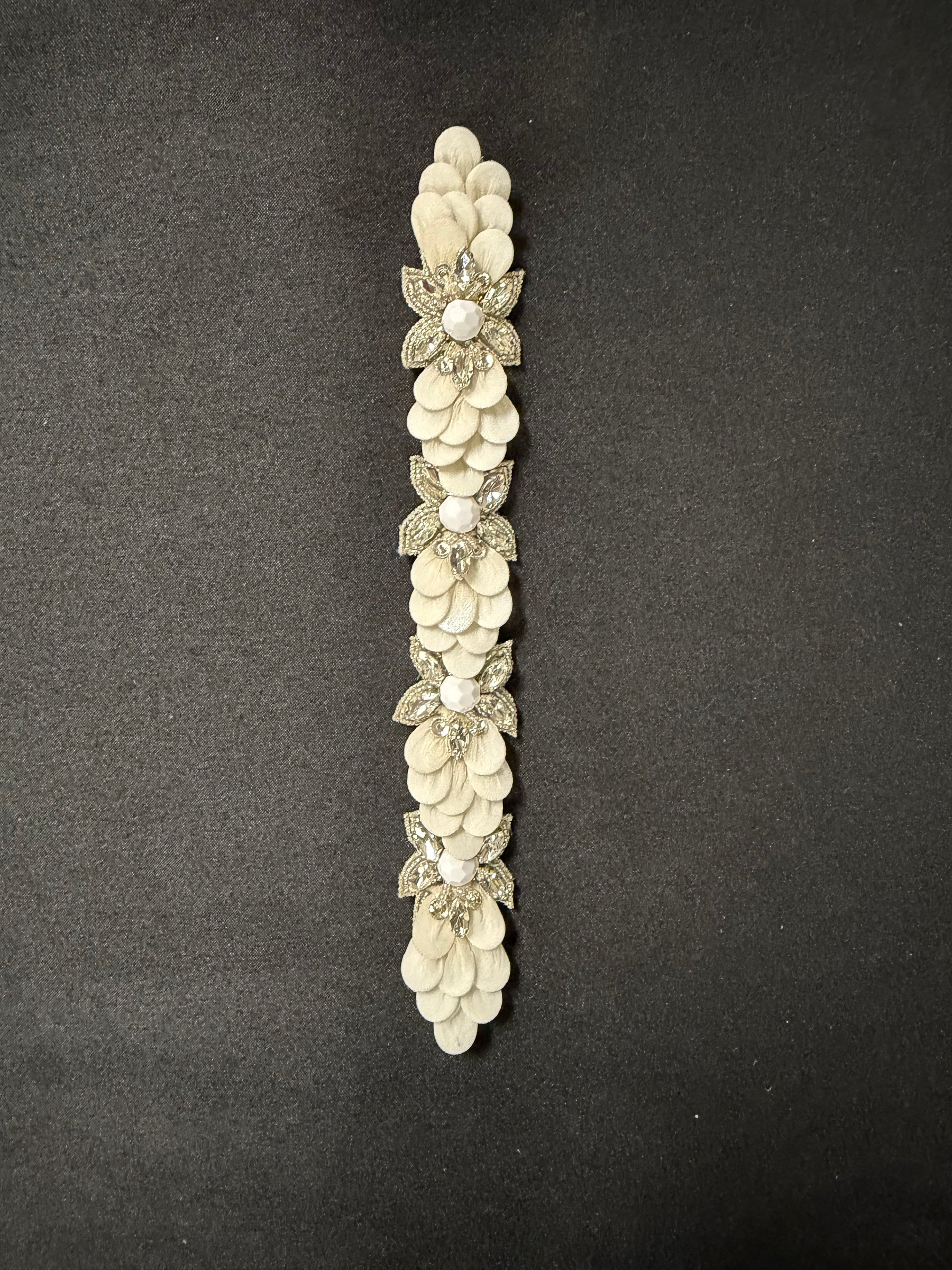 Motif cristal ivoire/argent - MH1003