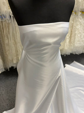Satin duchesse léger en polyester blanc - P44