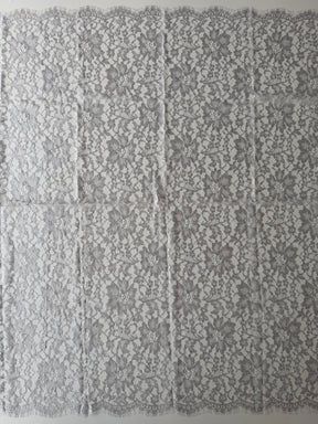 Dentelle Chantilly Argent Métallisé - P184