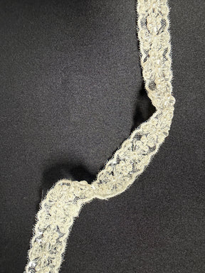 Bordure perlée et sequin ivoire/transparent - T955