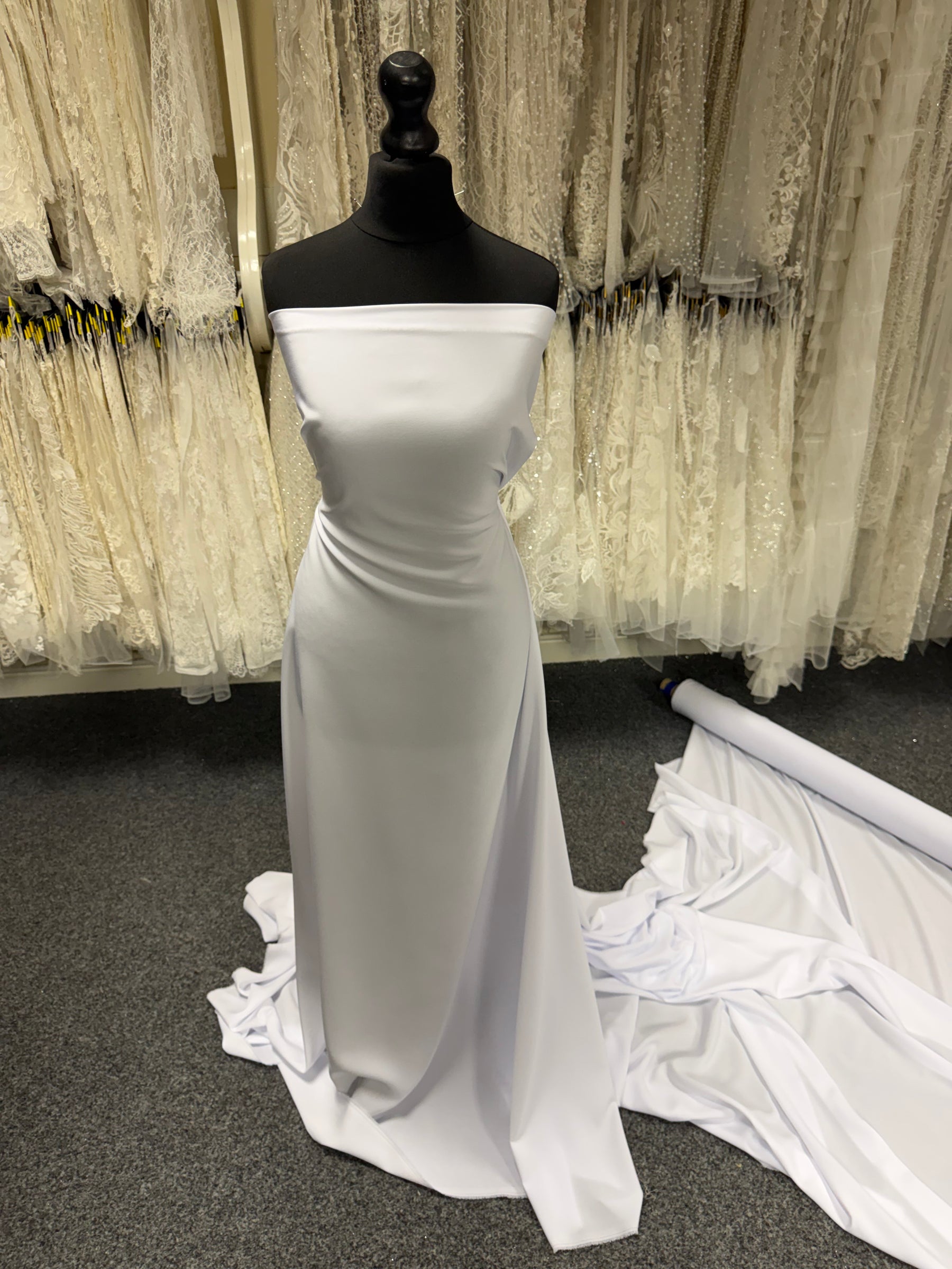 Satin de polyester blanc léger - Juxtaposition