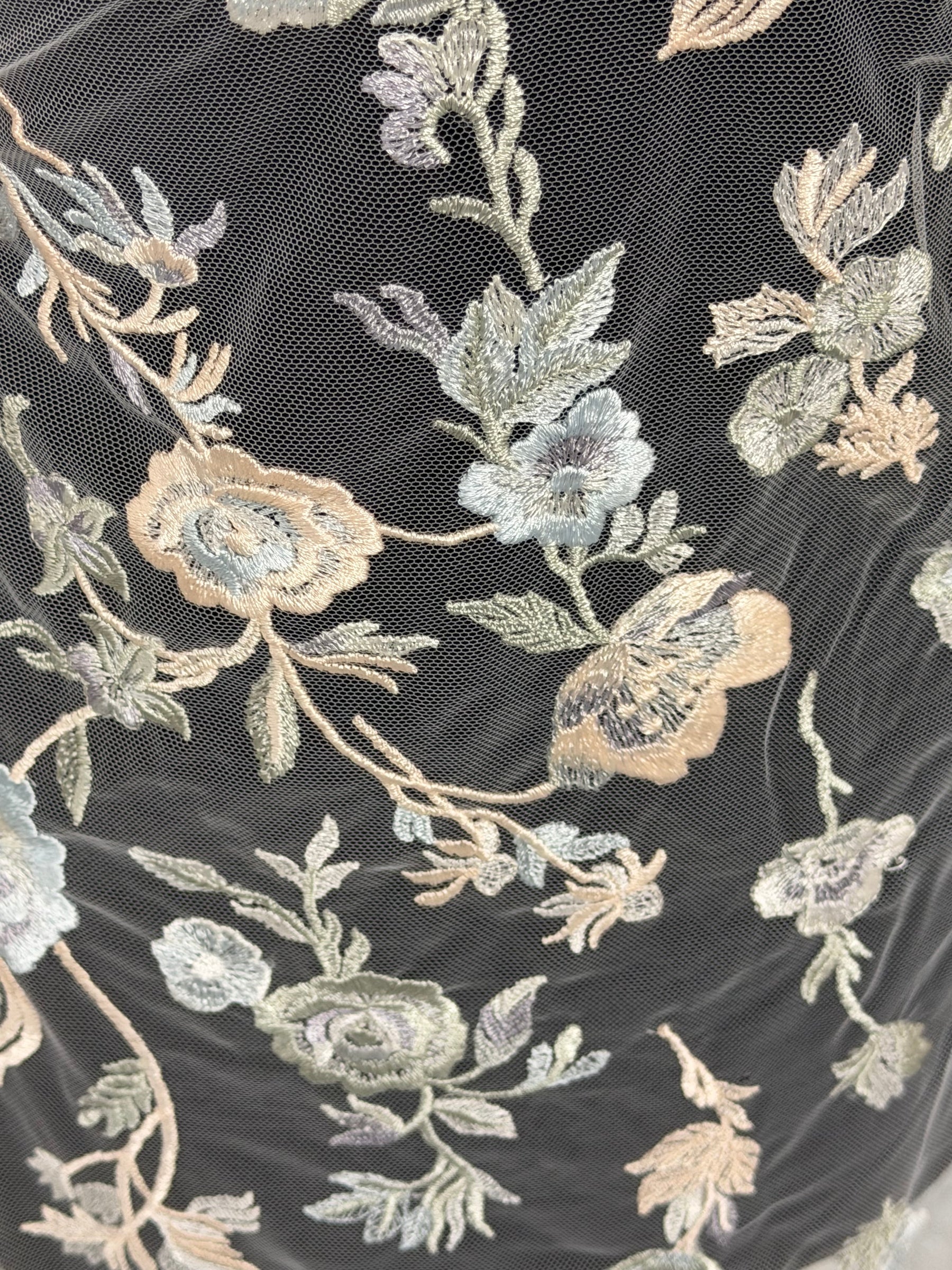 Dentelle brodée multicolore - EB5047