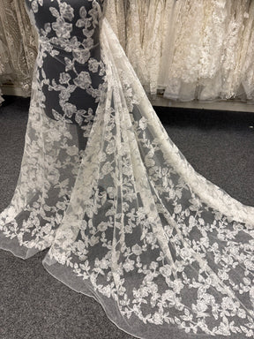 Dentelle brodée contemporaine ivoire - EB5041