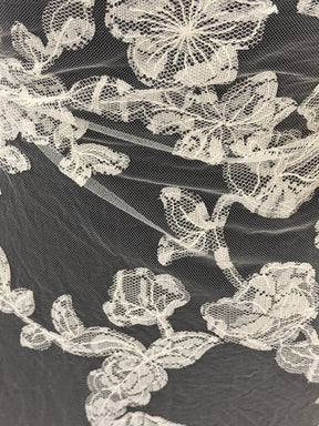 Dentelle brodée contemporaine ivoire - EB5041