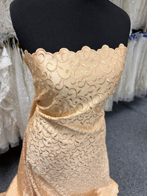 Miel/Miel satin duchesse brodé - P476