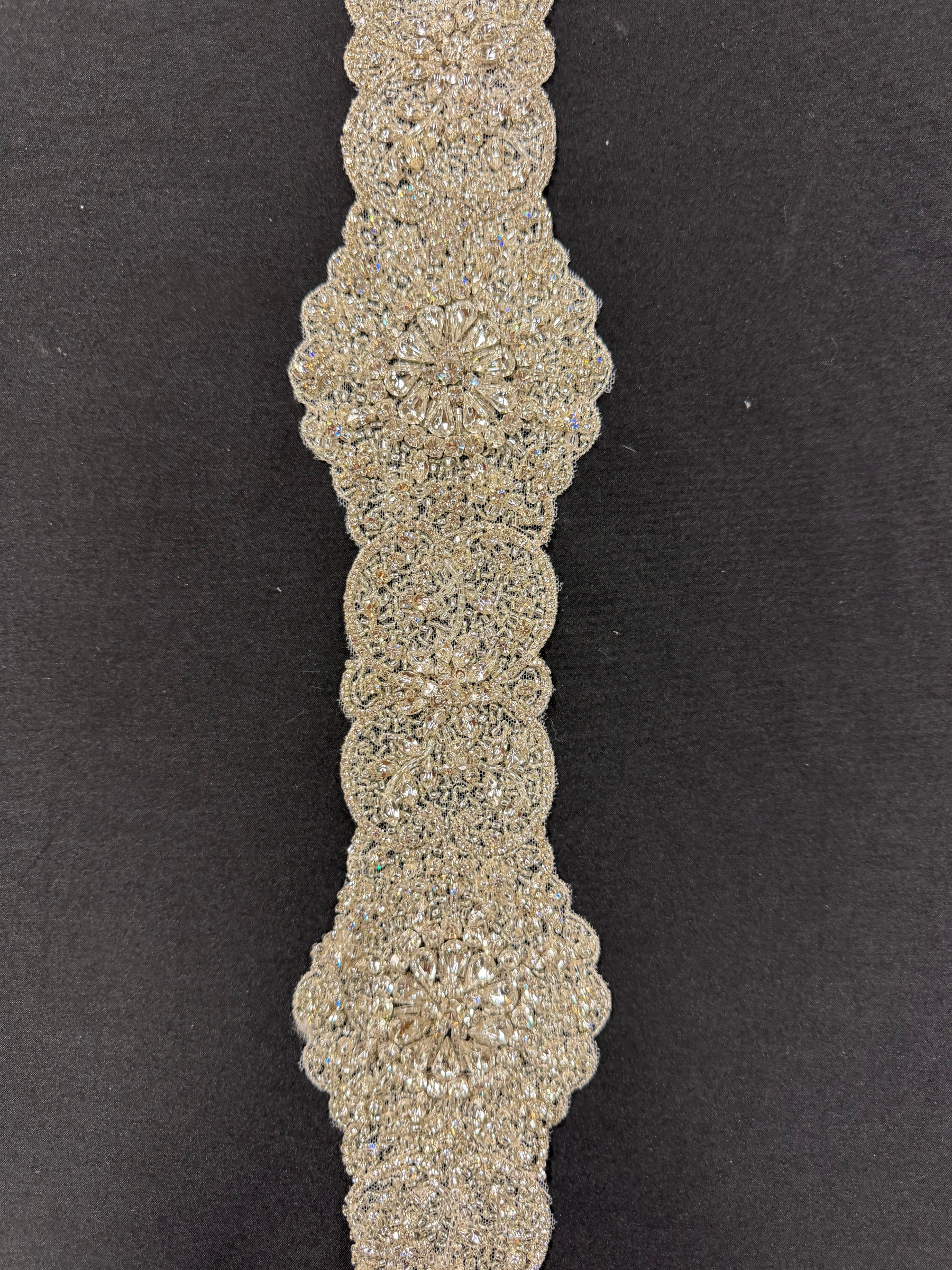Bordure de perles de cristal très lourdes cristal/argent - T229
