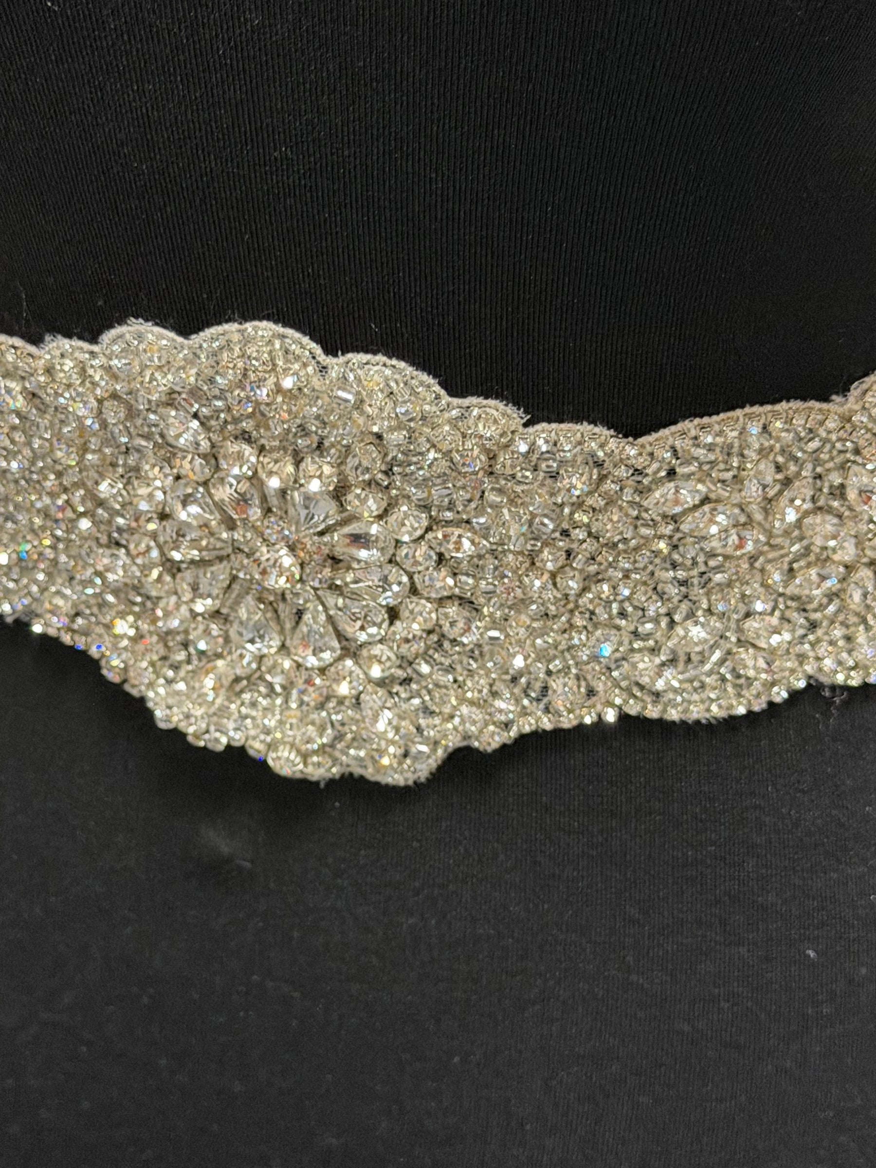 Bordure de perles de cristal très lourdes cristal/argent - T229