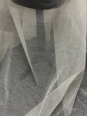 Tulle ivoire à paillettes argentées - P15