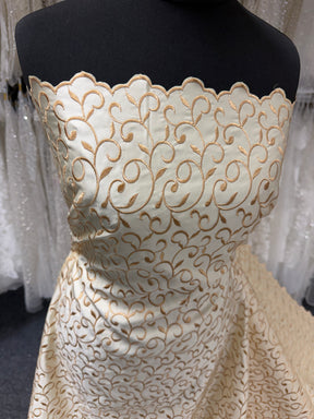 Satin Duchesse brodé or clair/or foncé - P476