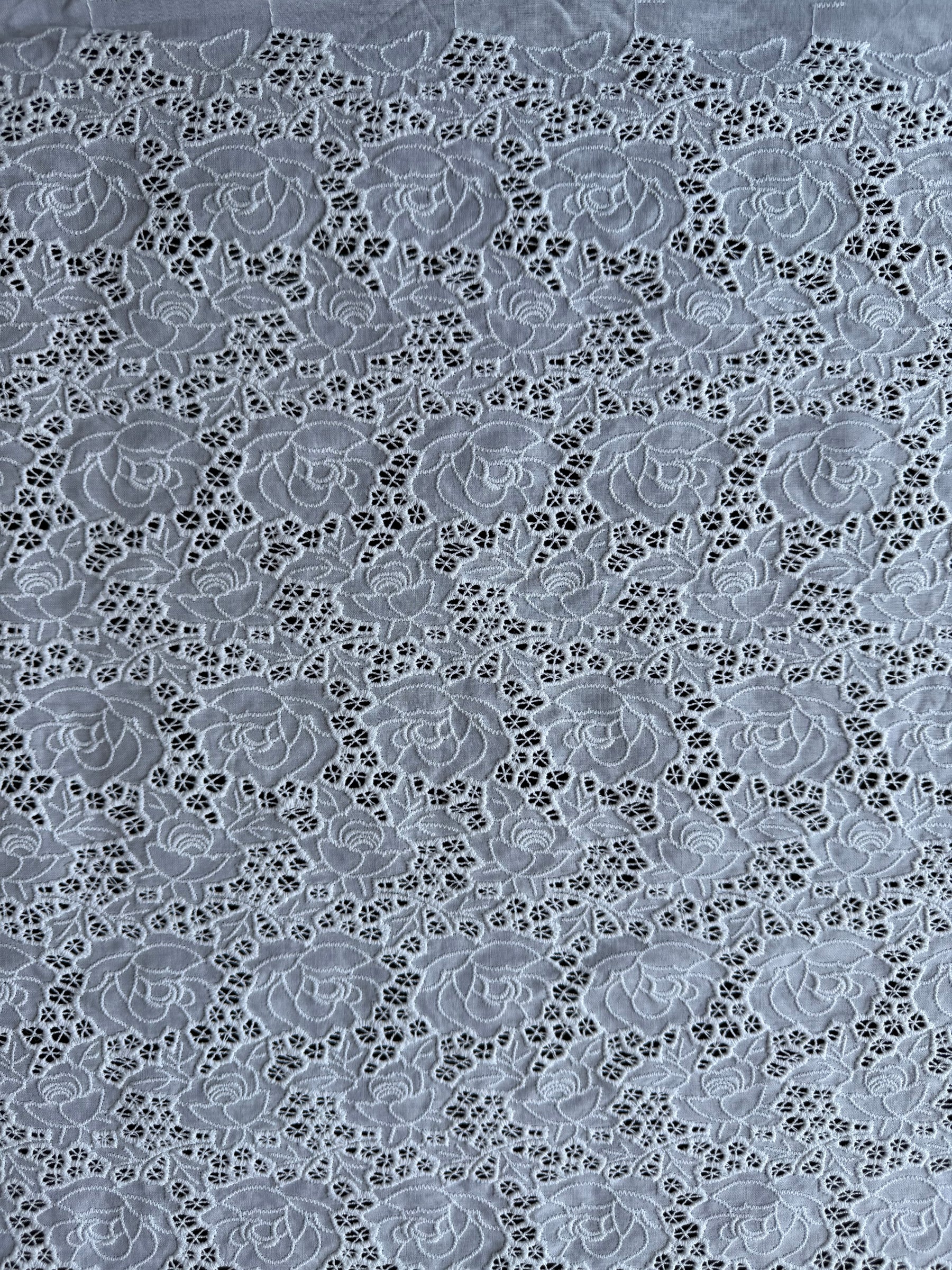 Coton brodé blanc - EB6001