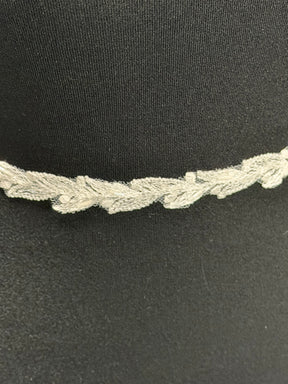 Galon en ivoire perles et paillettes - T930