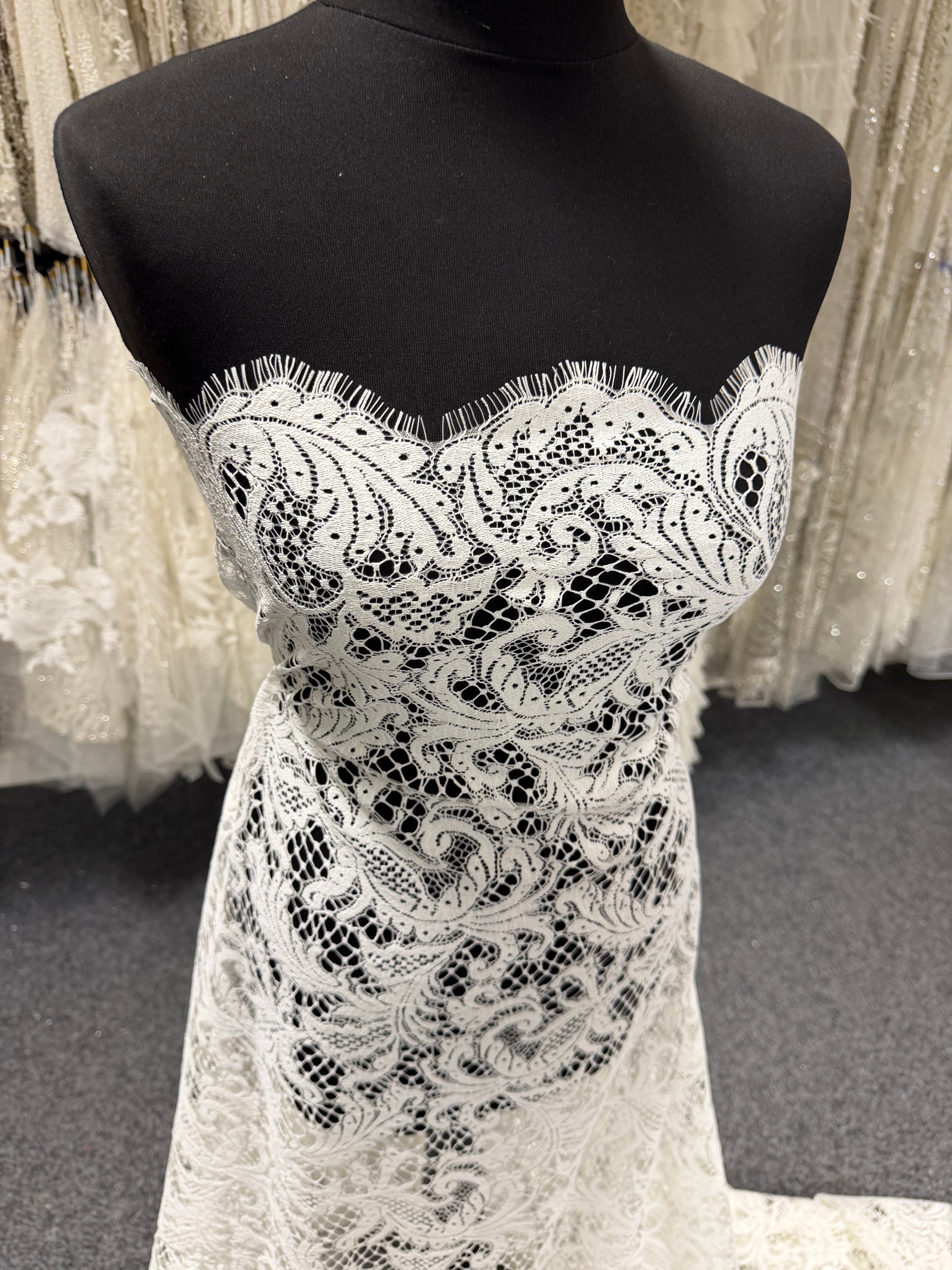 Dentelle Ivoire - LA1011