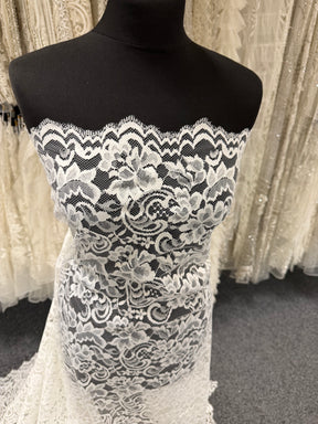 Dentelle ivoire - LA1008