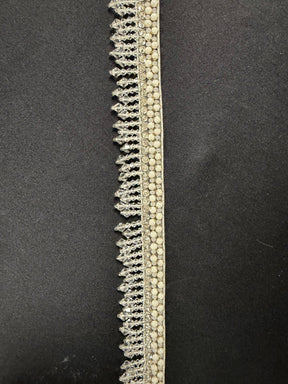 Bordure perlée en cristal ivoire et argent - T823