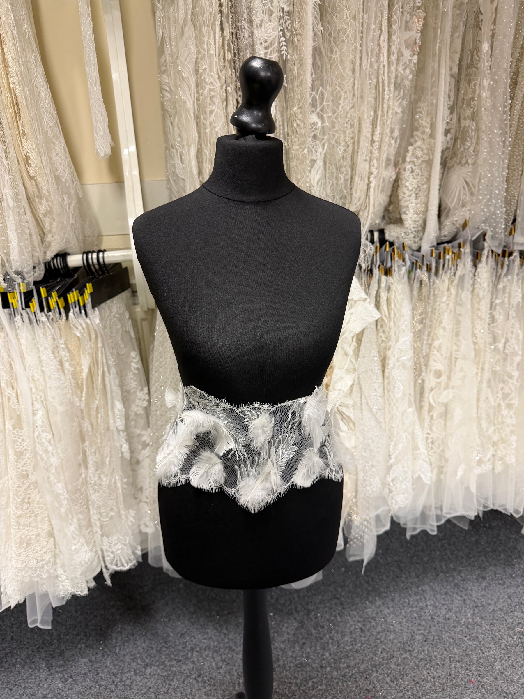 Bordure Plume Ivoire - T922