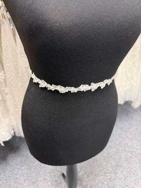 Galon en dentelle perlée ivoire - T835