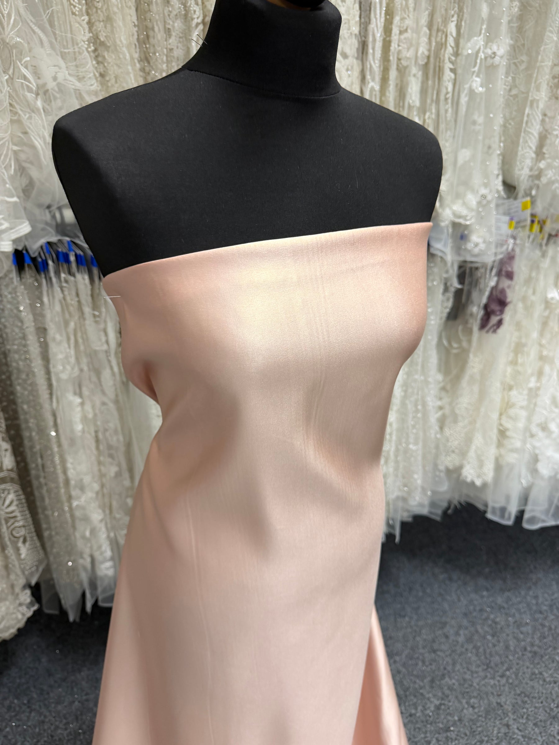 Satin Polyester Nude Blush - Classique (CF)