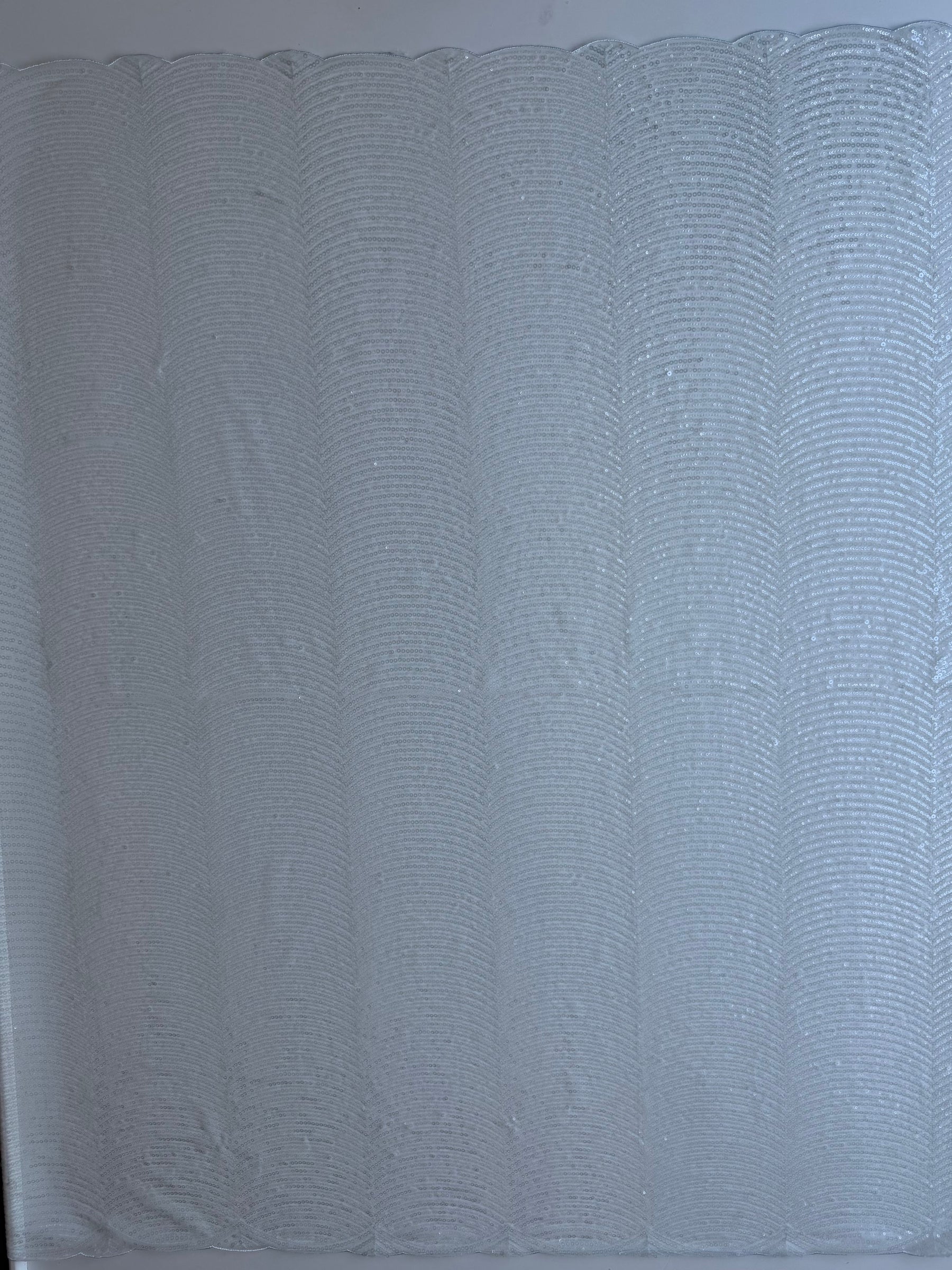 Tulle à sequins brodé bleu ciel – EB3020