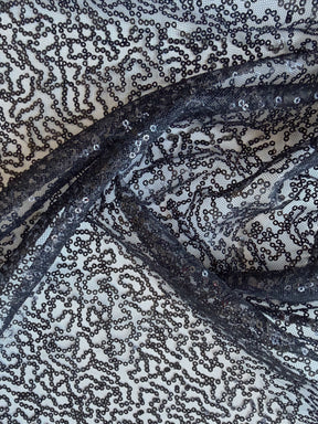Dentelle noire à sequins - P913