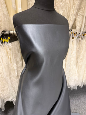 Satin polyester gris métallisé - Classique (CF)