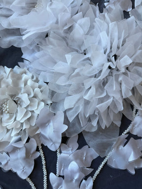 Tulle ivoire brodé de perles 3D - EB1109