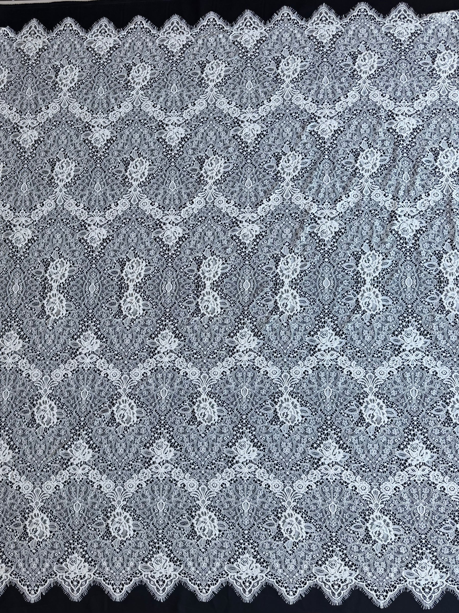 Dentelle ivoire - LA1012