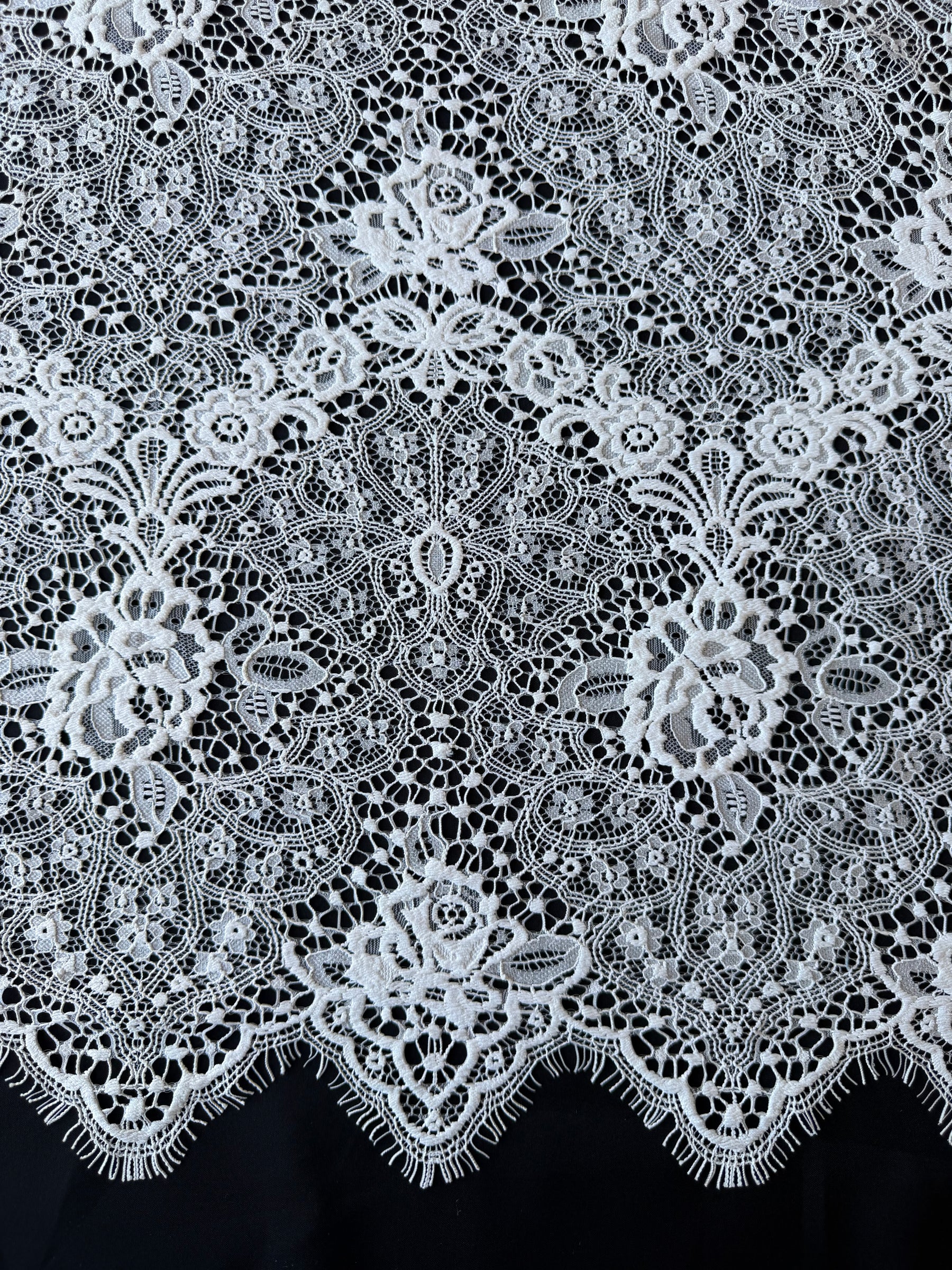 Dentelle ivoire - LA1012