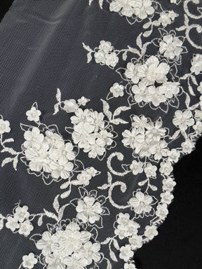 Bordure perlée et à sequins ivoire 3D - T879