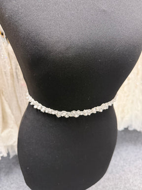 Bordure en dentelle perlée blanche - Sauge (T834)