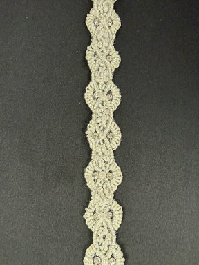 Bordure perlée et pailletée ivoire - T836
