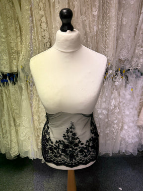 Galon de dentelle en cordon noir - T982