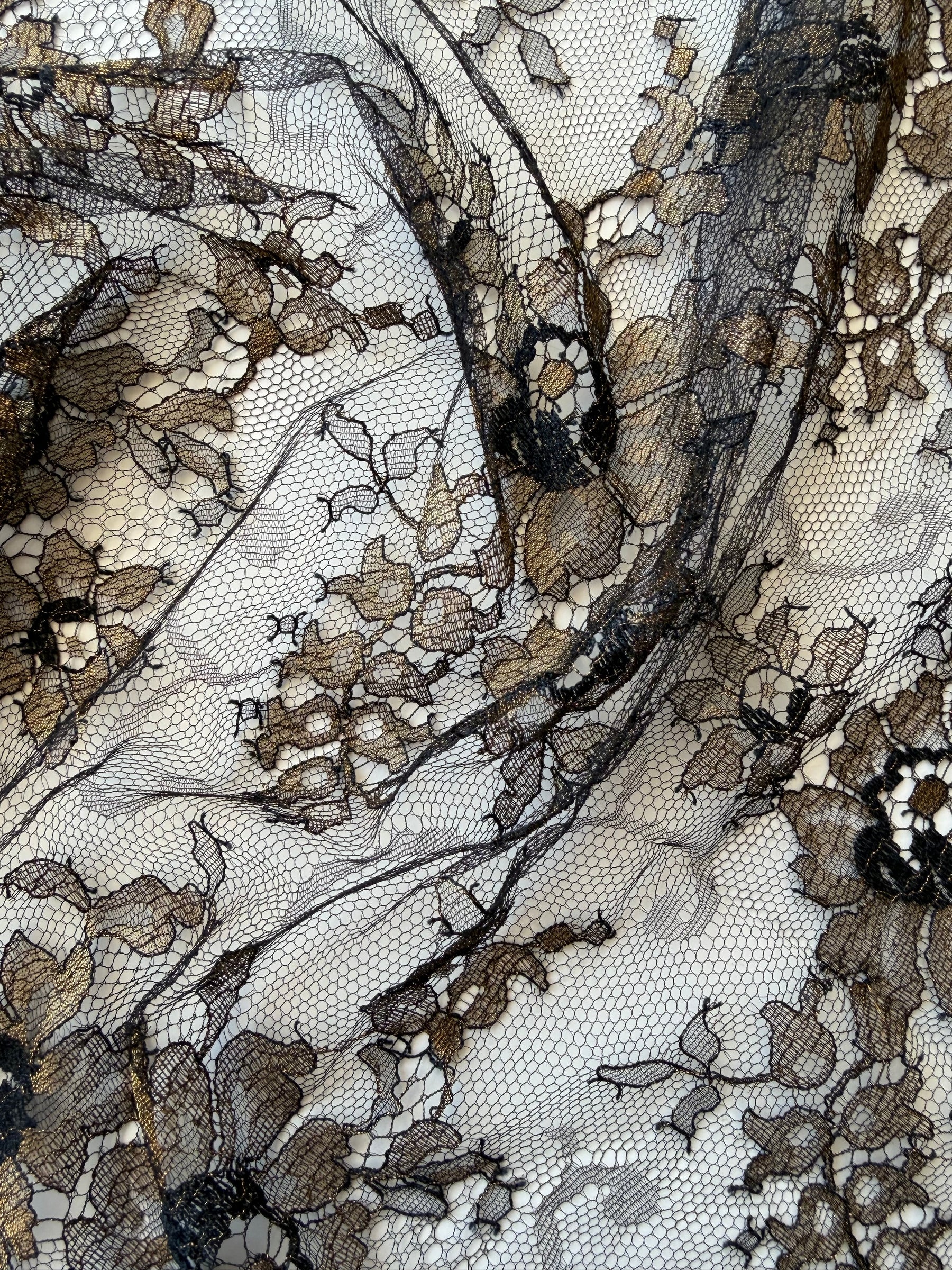 Black and Gold Chantilly Lace – P296
