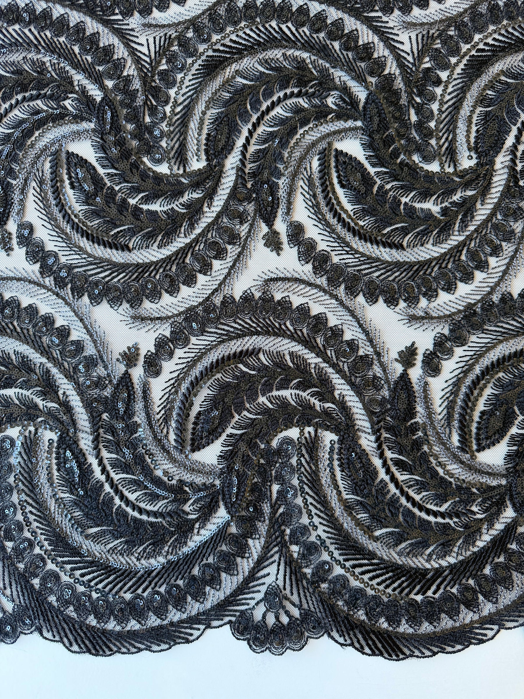 Dentelle à paillettes noires - EB3048