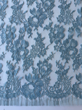 Dentelle Chantilly Bleu Canard - P305 (90cm)