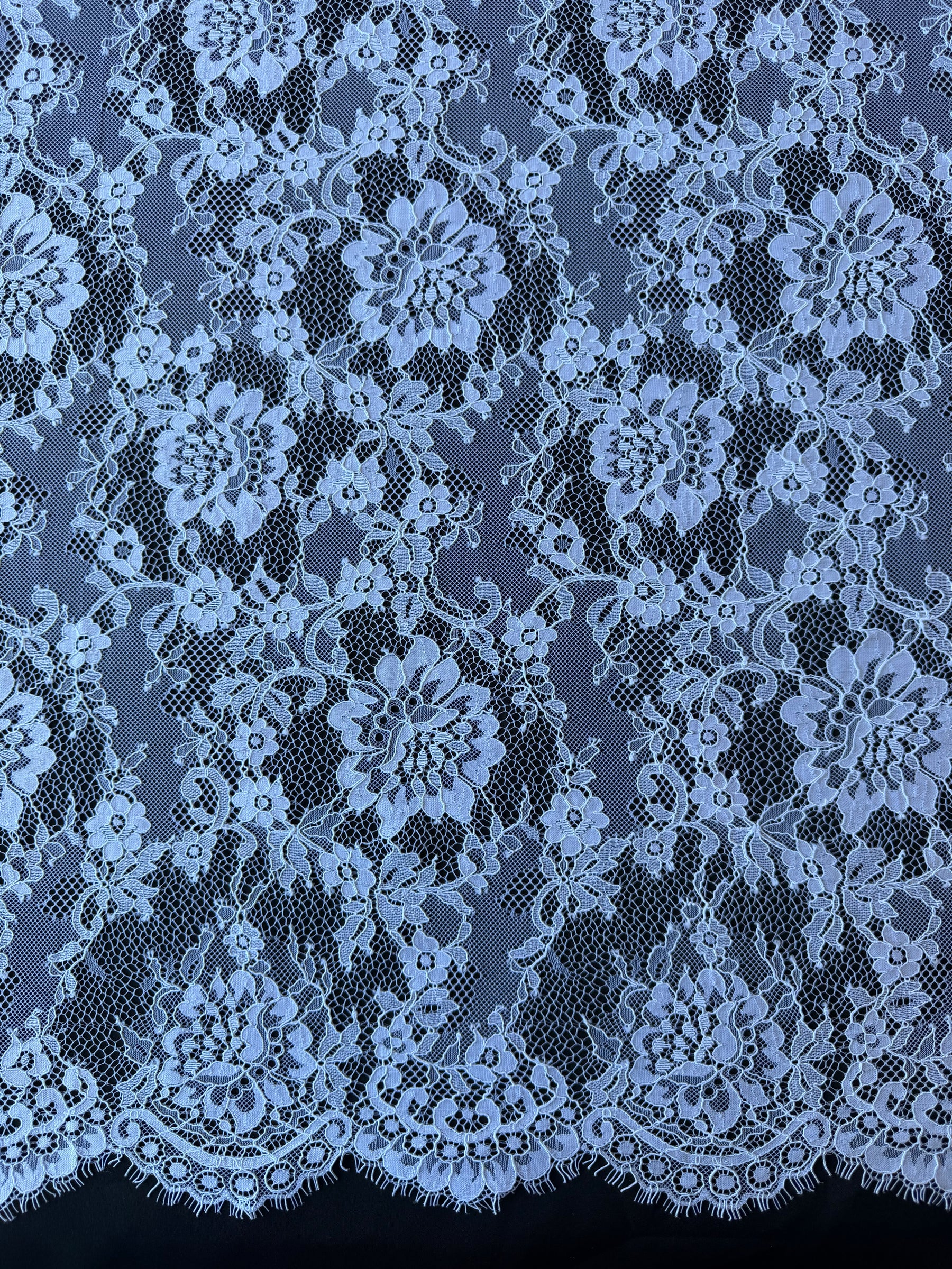 Dentelle Raschel blanche - LA1005