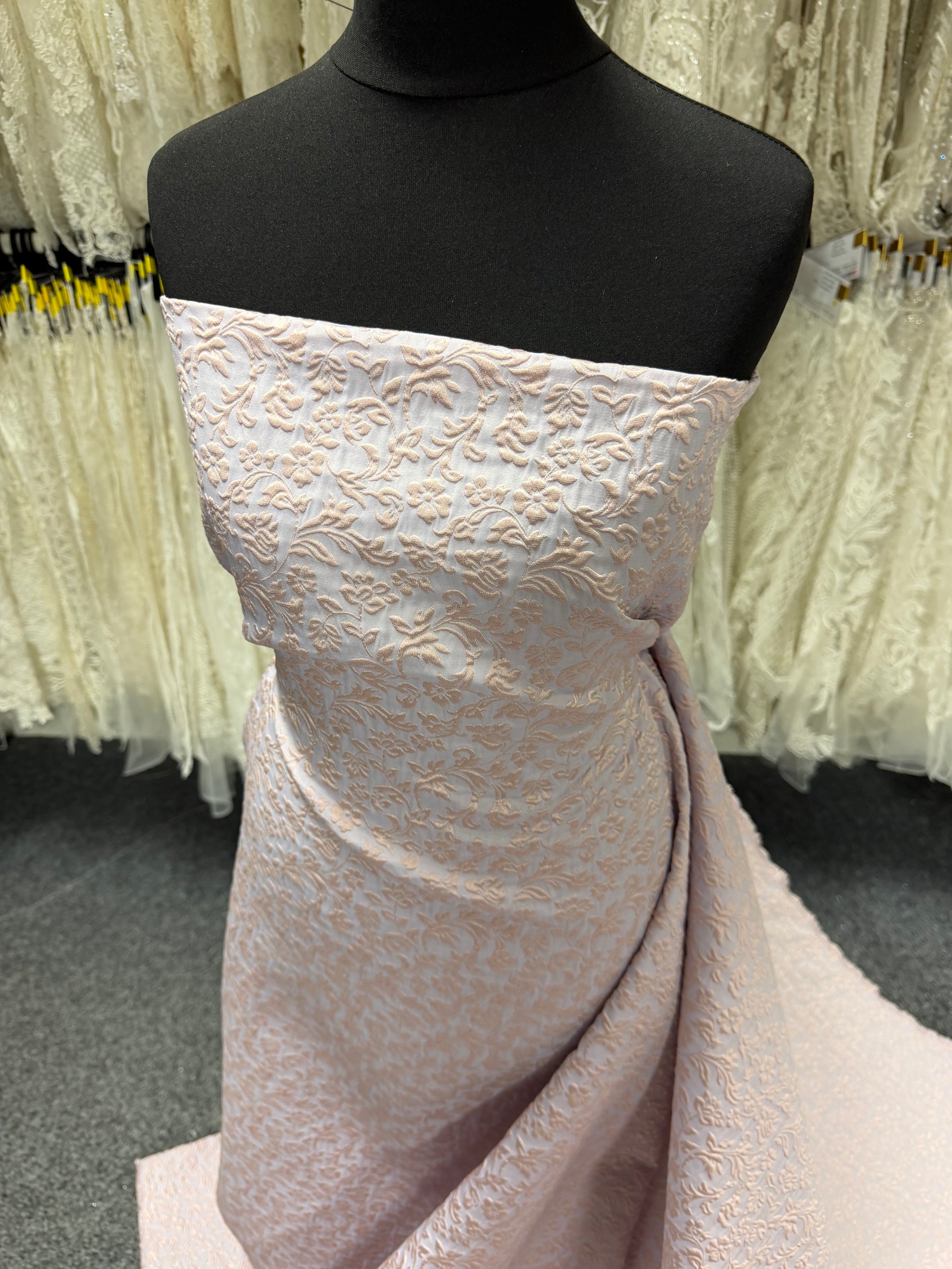 Jacquard en relief lavande et rose - BR1003